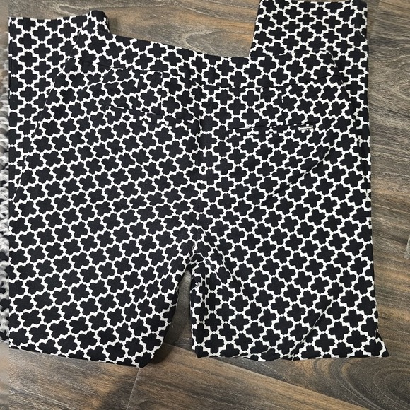 White House Black Market Womens Slim Ankle Pants Size 2R Geometric - Picture 5 of 9